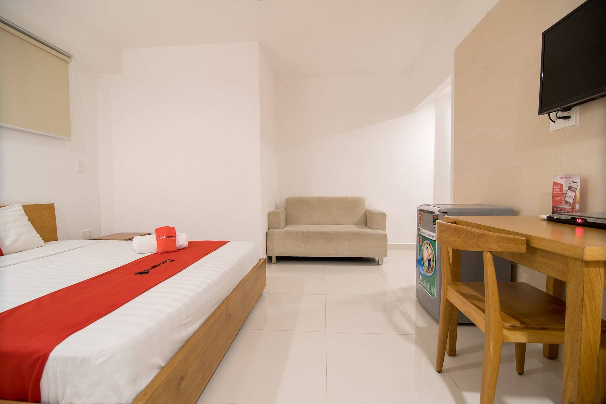 Reddoorz Plus Near Secc D7 胡志明市 外观 照片