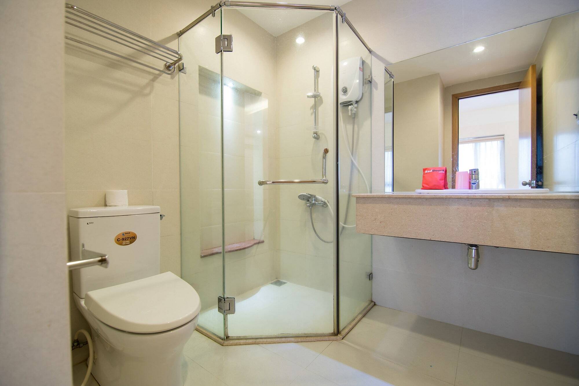 Reddoorz Plus Near Secc D7 胡志明市 外观 照片