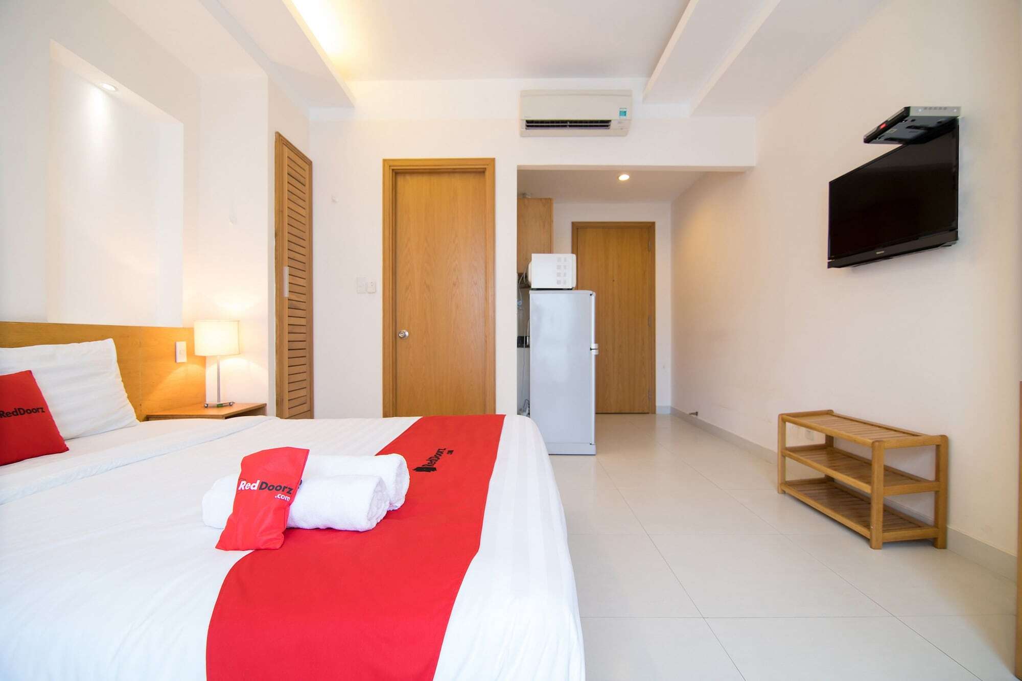 Reddoorz Plus Near Secc D7 胡志明市 外观 照片