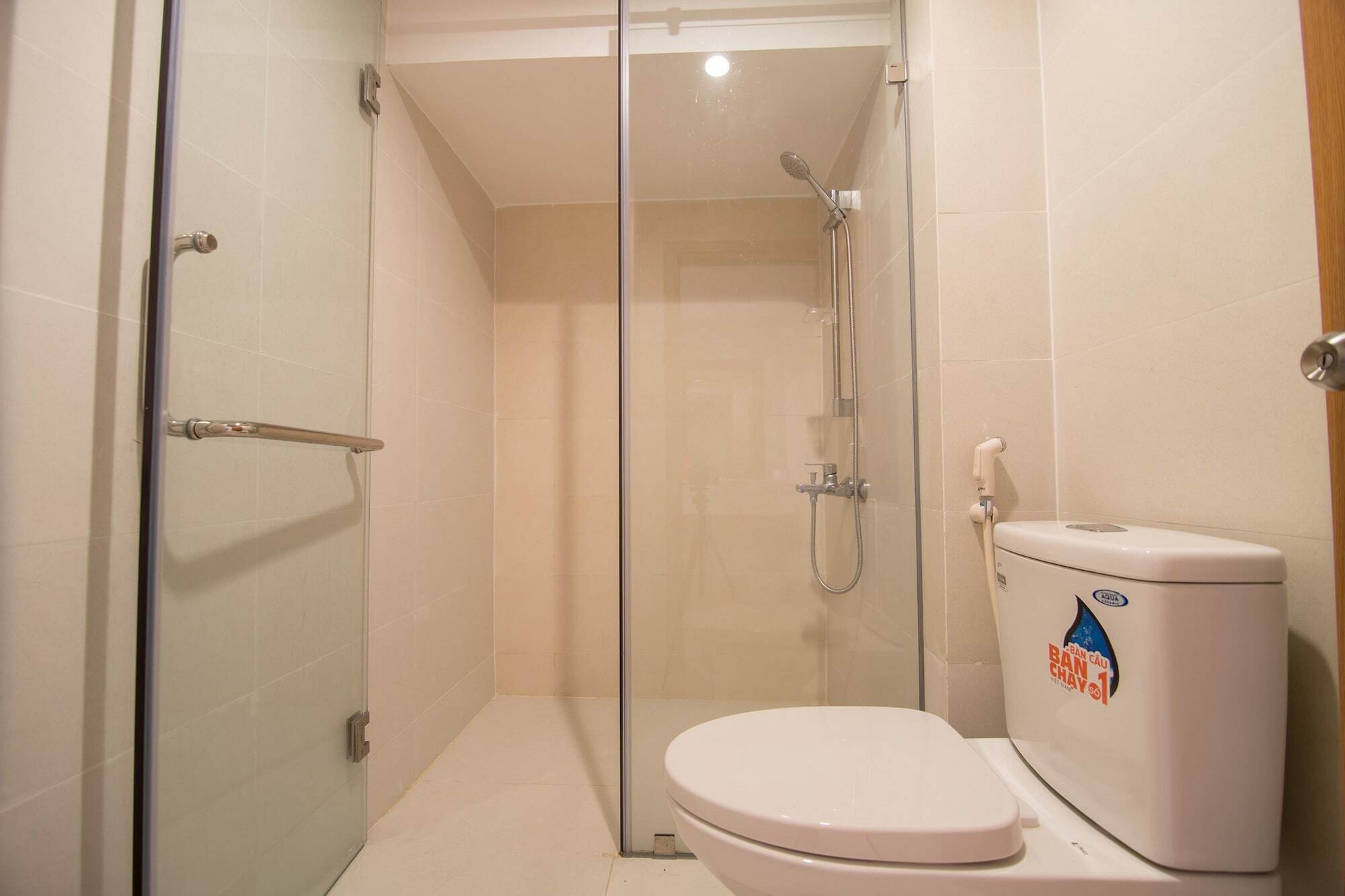 Reddoorz Plus Near Secc D7 胡志明市 外观 照片