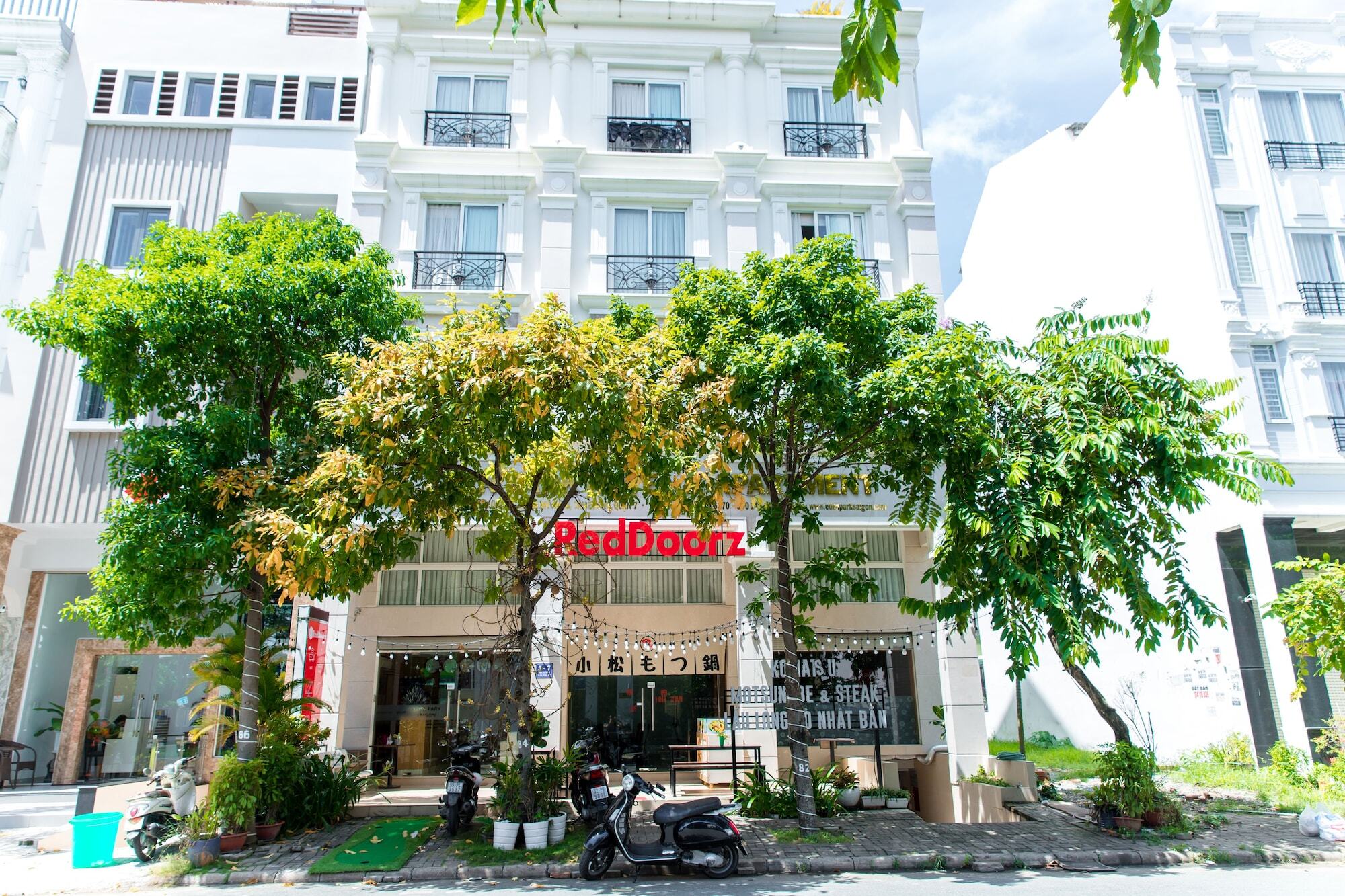 Reddoorz Plus Near Secc D7 胡志明市 外观 照片
